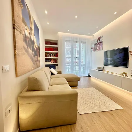 Ceo Luxury Di קליארי