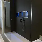 Ceo Luxury Di קליארי