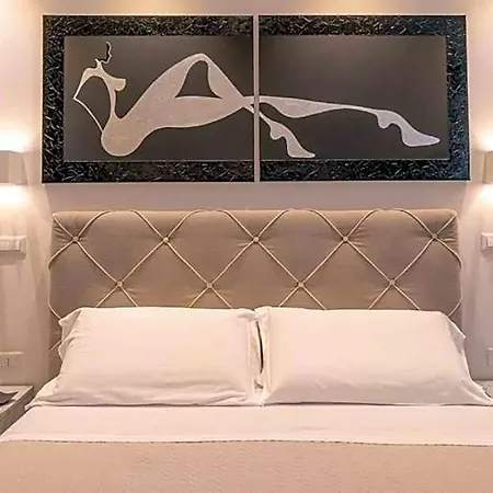 לינה וארוחת בוקר Ceo Luxury Di 4*